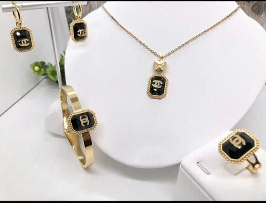 Premium Heart Tag Chain Jewelry Set – Necklace, Bracelet, Ring & Earrings